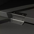 Meuble TV noir à motifs géométriques pour téléviseurs de 78" avec portes relevables et armoires de rangement