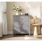 Commode moderne à 3 tiroirs avec panneaux cannelés et poignées en métal doré