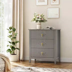 Commode moderne à 3 tiroirs avec panneaux cannelés et poignées en métal doré