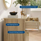 Commode moderne à 3 tiroirs avec panneaux cannelés et poignées en métal doré