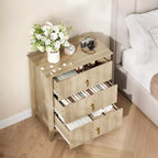 Commode moderne à 3 tiroirs avec panneaux cannelés et poignées en métal doré
