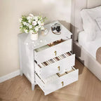 Commode moderne à 3 tiroirs avec panneaux cannelés et poignées en métal doré